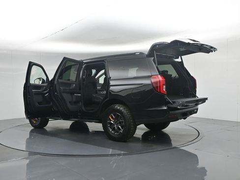 New 2026 Ford Expedition Tremor image 38