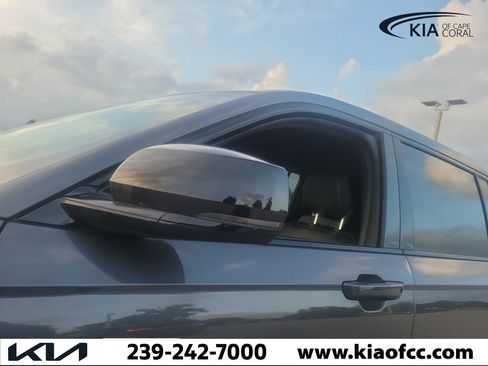 Used 2023 Jeep Grand Cherokee L Laredo AWD/4WD image 10