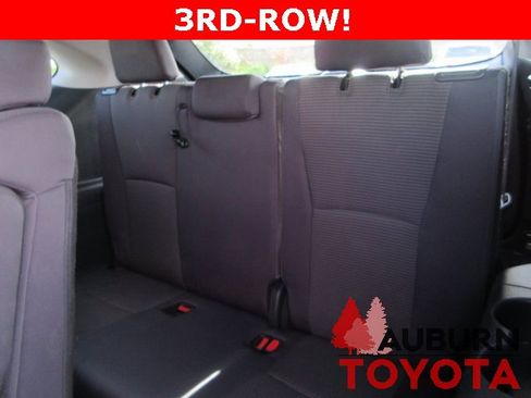 Certified 2024 Toyota Highlander LE image 21