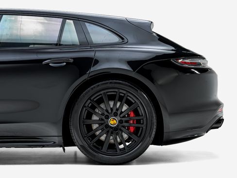 Used 2023 Porsche Panamera GTS AWD/4WD image 15