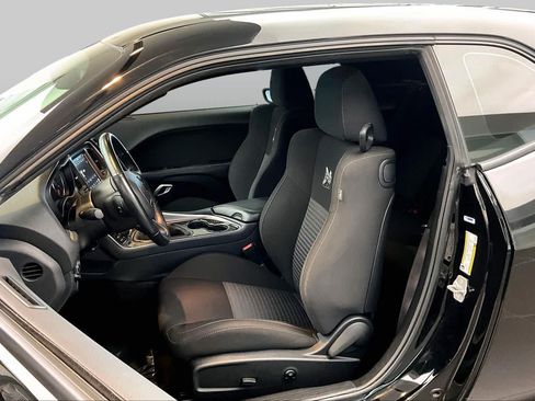 Used 2021 Dodge Challenger R/T Scat Pack RWD image 8