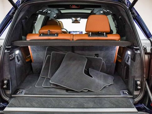 Certified 2025 BMW X7 M60i image 27