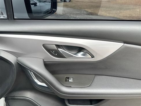 Used 2022 Chevrolet Blazer LT image 31