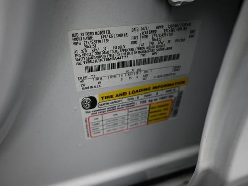 Used 2021 Ford Expedition Max Limited image 18