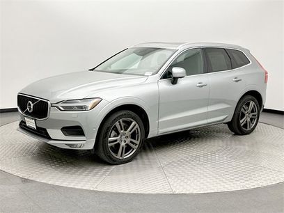 Used 2018 Volvo XC60 T6 Momentum w/ Convenience Package