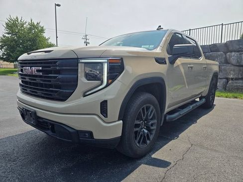 Used 2023 GMC Sierra 1500 Elevation AWD/4WD image 7