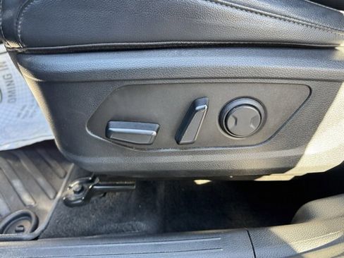Used 2023 Kia Sportage EX image 9