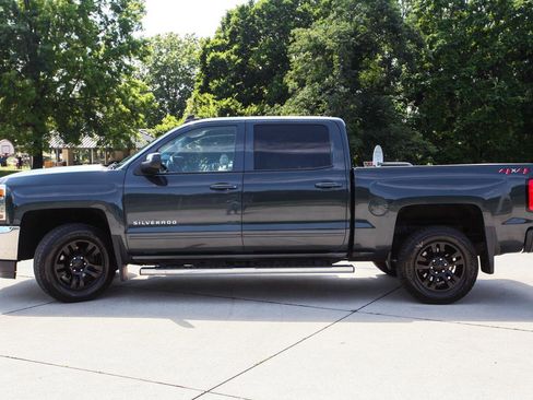 Used 2018 Chevrolet Silverado 1500 LT w/ All Star Edition image 4