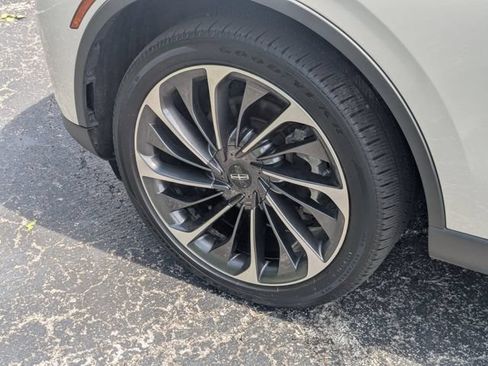 Used 2025 Lincoln Aviator Reserve w/ Equipment Group 201A AWD/4WD image 27