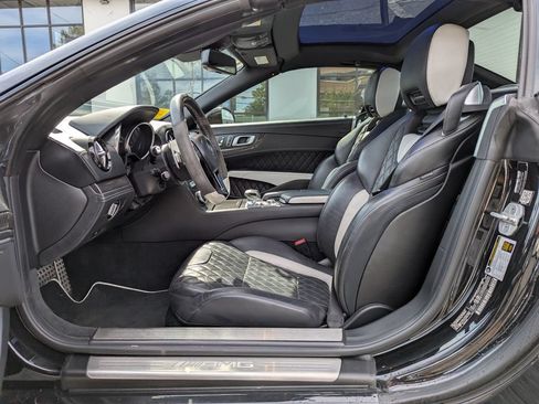 Used 2016 Mercedes-Benz SL 63 AMG image 14