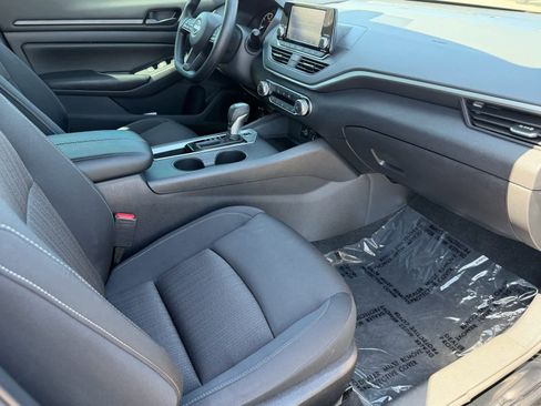 Certified 2024 Nissan Altima 2.5 S image 12