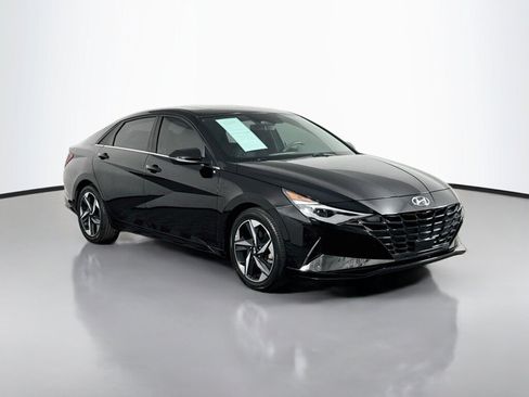 Used 2022 Hyundai Elantra SEL w/ Convenience + Premium Package FWD image 7