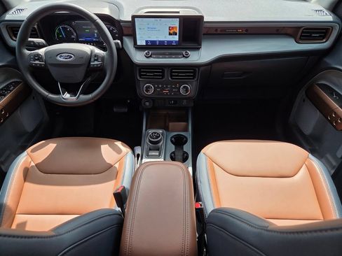 Used 2024 Ford Maverick Lariat FWD image 17