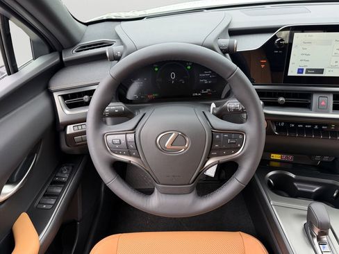 New 2026 Lexus UX 300h AWD image 14