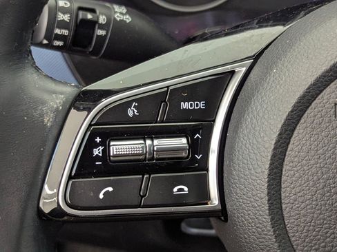 Used 2023 Kia Seltos S image 16