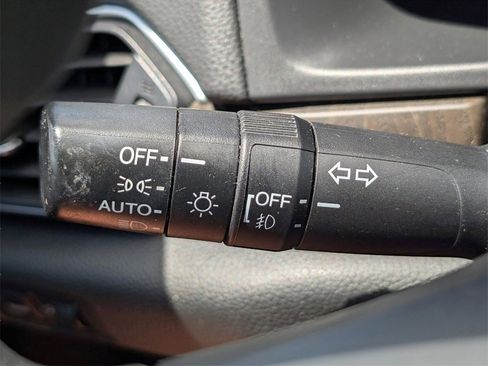 Used 2020 Honda Accord EX image 25