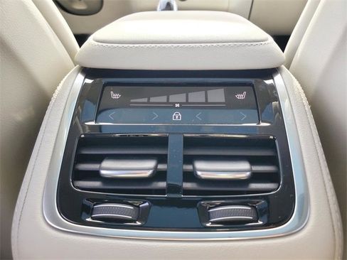 New 2026 Volvo XC90 T8 Ultra image 33