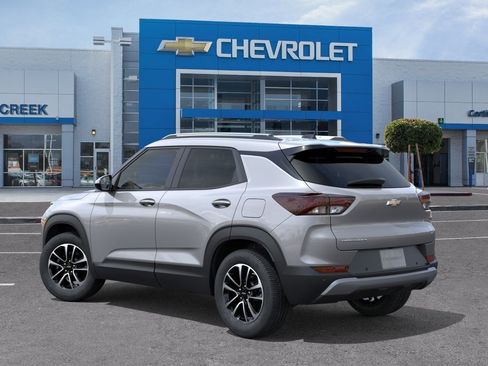 New 2026 Chevrolet TrailBlazer LT w/ Driver Confidence Package FWD image 5