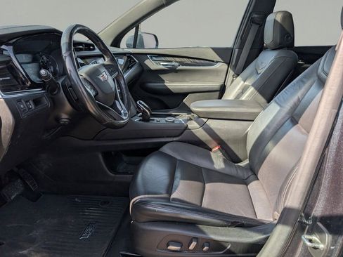 Used 2020 Cadillac XT6 Premium Luxury image 18