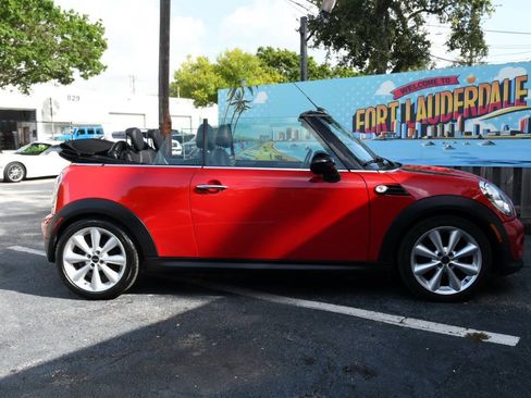 Used 2015 MINI Cooper Convertible w/ Sport Package FWD image 30