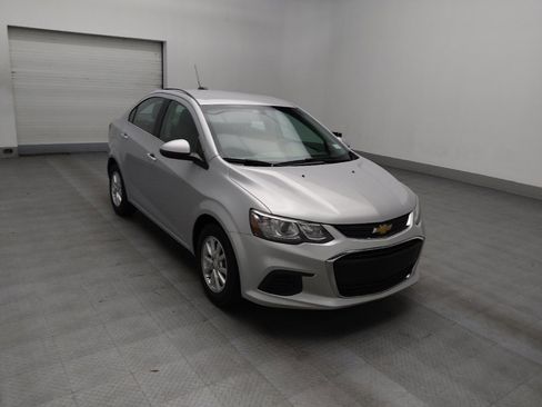 Used 2019 Chevrolet Sonic LT w/ Convenience Package image 13