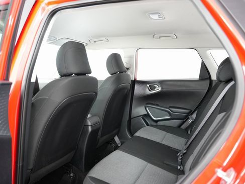 Used 2021 Kia Soul S image 34