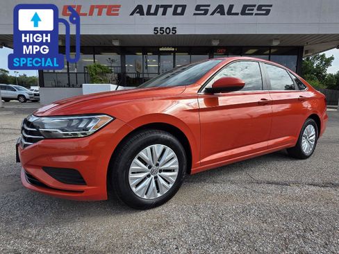 Used 2019 Volkswagen Jetta S w/ Driver Assistance Package FWD image 1