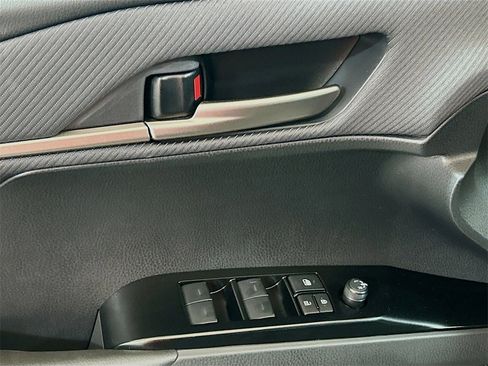 New 2026 Toyota Camry Hybrid image 18