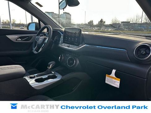 New 2025 Chevrolet Blazer LT w/ Midnight/Sport Edition image 22