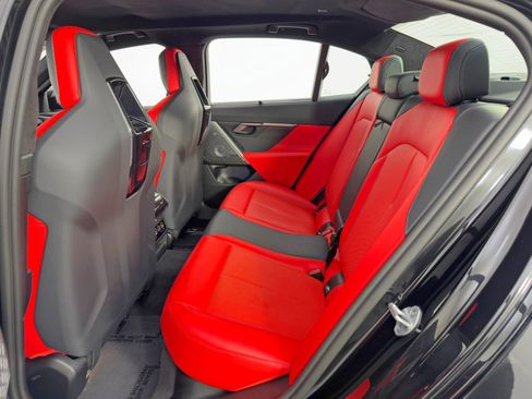 Used 2025 BMW M5 w/ Carbon Package image 45