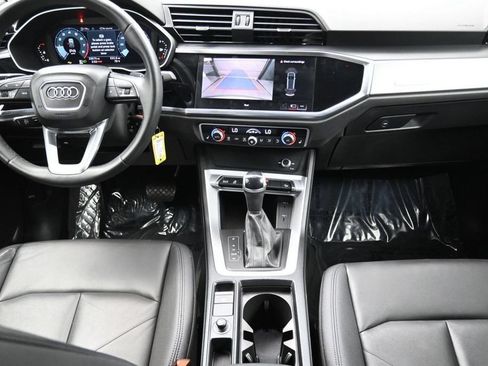 Used 2025 Audi Q3 2.0T Premium AWD/4WD image 28
