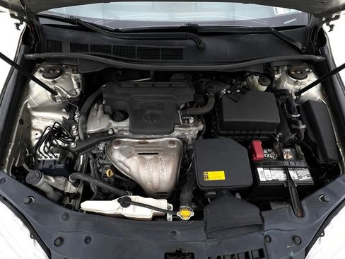 Used 2015 Toyota Camry XLE image 24
