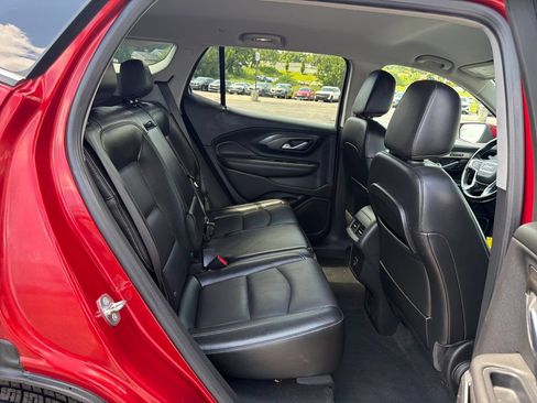 Used 2023 GMC Terrain SLT FWD image 45