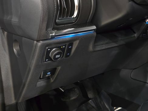 New 2025 Ford Expedition Platinum w/ Stealth Performance Package image 21