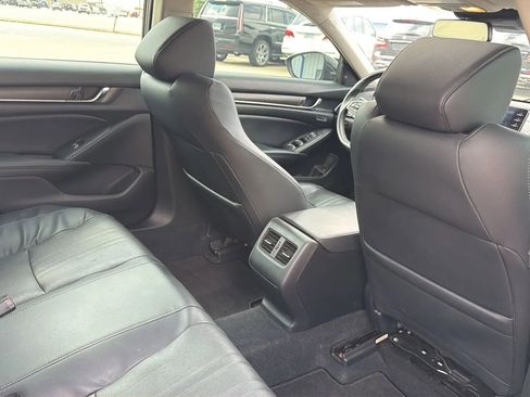 Used 2018 Honda Accord EX-L image 41
