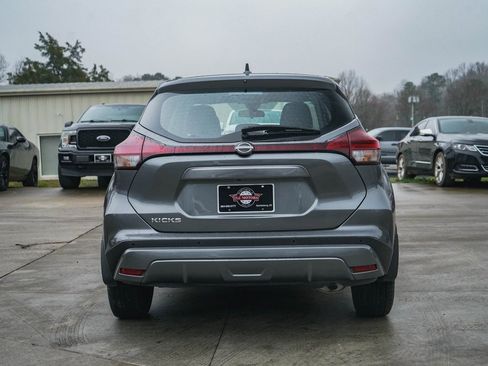 Used 2024 Nissan Kicks S image 29