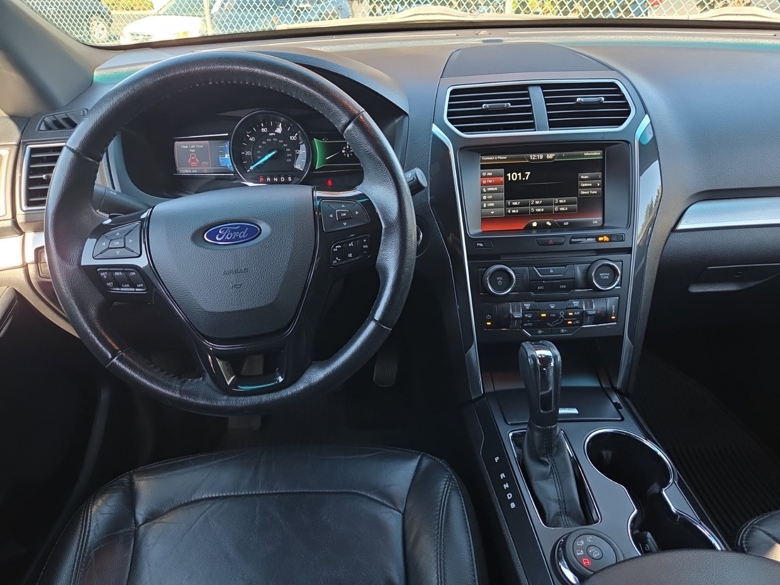 Used 2016 Ford Explorer XLT w/ Equipment Group 202A AWD/4WD image 19