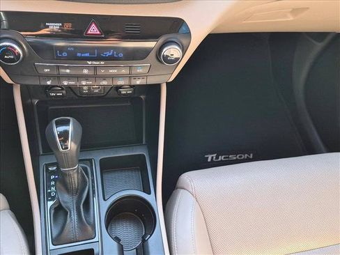 Used 2017 Hyundai Tucson SE Plus w/ Cargo Package FWD image 19