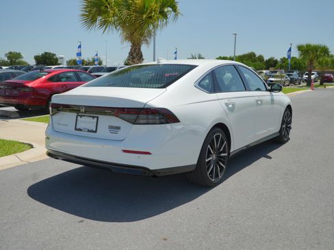 New 2026 Honda Accord Touring image 5