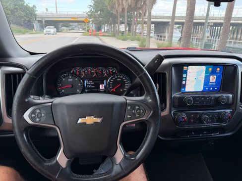Used 2018 Chevrolet Silverado 1500 LT w/ All Star Edition AWD/4WD image 5