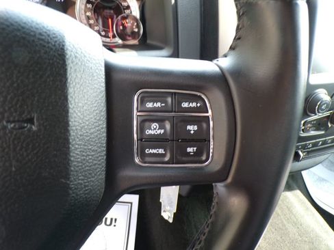 Used 2017 RAM 1500 Big Horn AWD/4WD image 30