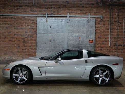 Used 2008 Chevrolet Corvette Coupe image 1