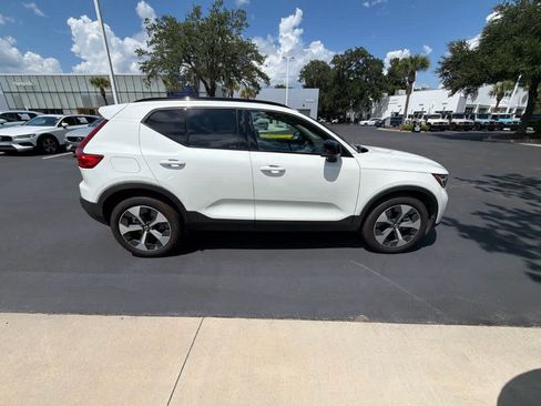 Used 2026 Volvo XC40 B5 Plus AWD/4WD image 18