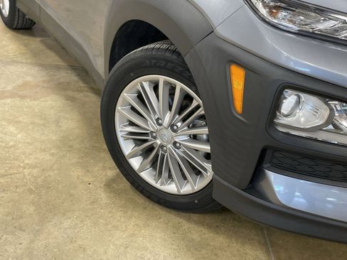 Used 2021 Hyundai Kona SEL Plus FWD image 11