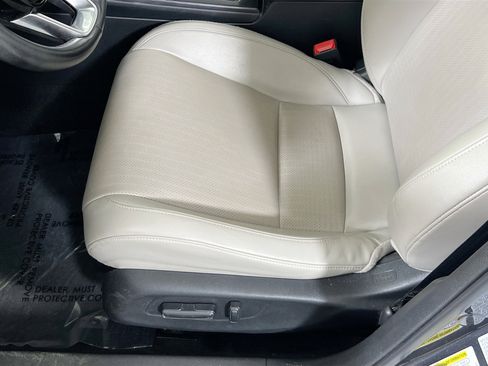 Used 2022 Honda Civic Touring image 18