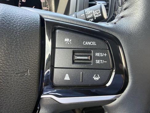 Used 2025 Honda Odyssey Touring image 35