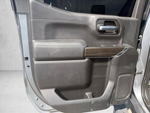 Used 2019 Chevrolet Silverado 1500 RST AWD/4WD image 17