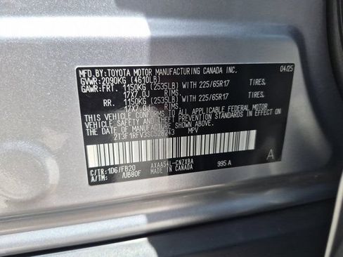 Used 2025 Toyota RAV4 LE AWD/4WD image 35