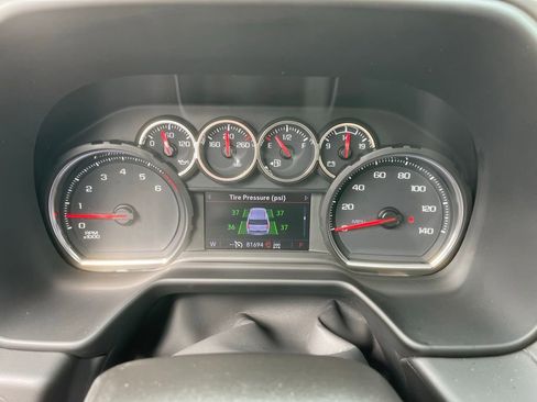 Used 2021 Chevrolet Suburban Z71 image 14