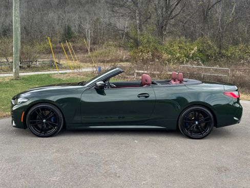 Used 2022 BMW M440i Convertible w/ Premium Package image 8